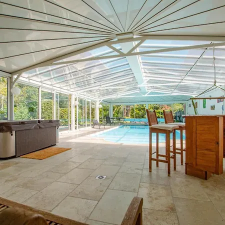 Holiday home La Ribambelle Saint-Hilaire-sous-Romilly